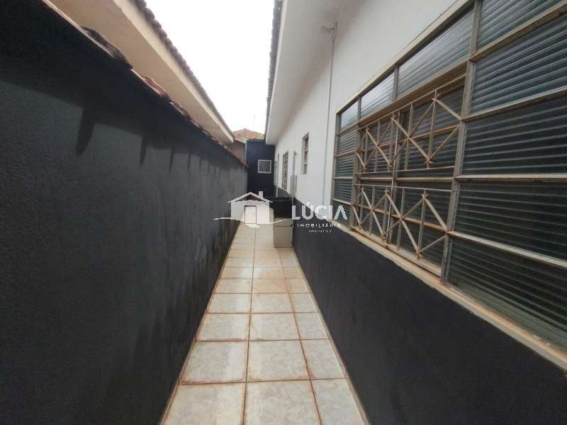 Salão à Aluguel no bairro Vila Maria em Jaú imagem 7