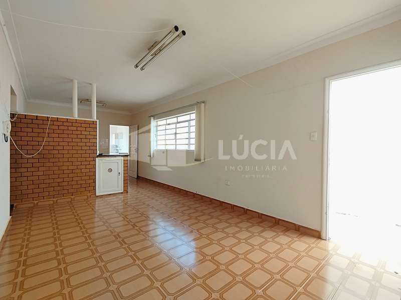Casa à Venda no bairro Vila Brasil em Jaú imagem 2