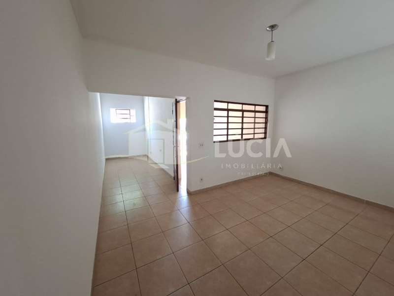 Casa à Aluguel no bairro Jardim Dr. Luciano em Jaú imagem 0