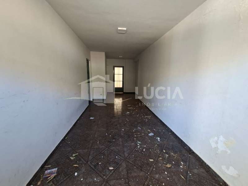 Casa à Aluguel no bairro Centro em Jaú imagem 0