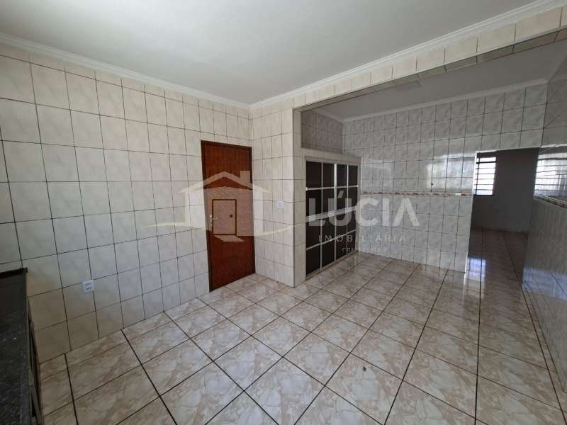 Casa à Aluguel no bairro Centro em Jaú imagem 4