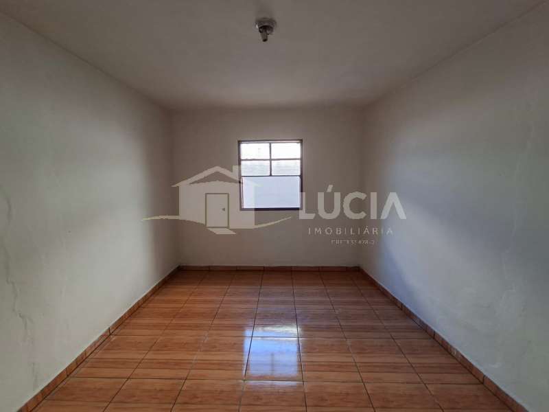 Casa à Aluguel no bairro Jardim Santa Terezinha em Jaú imagem 4