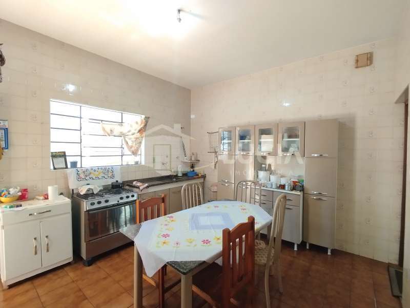 Casa à Venda no bairro Jardim Nova Jaú em Jaú imagem 2