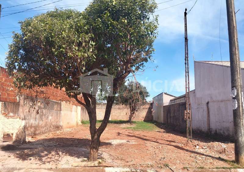 Terreno à Venda no bairro Olaria -  Distrito de Potunduva em Jaú imagem 0