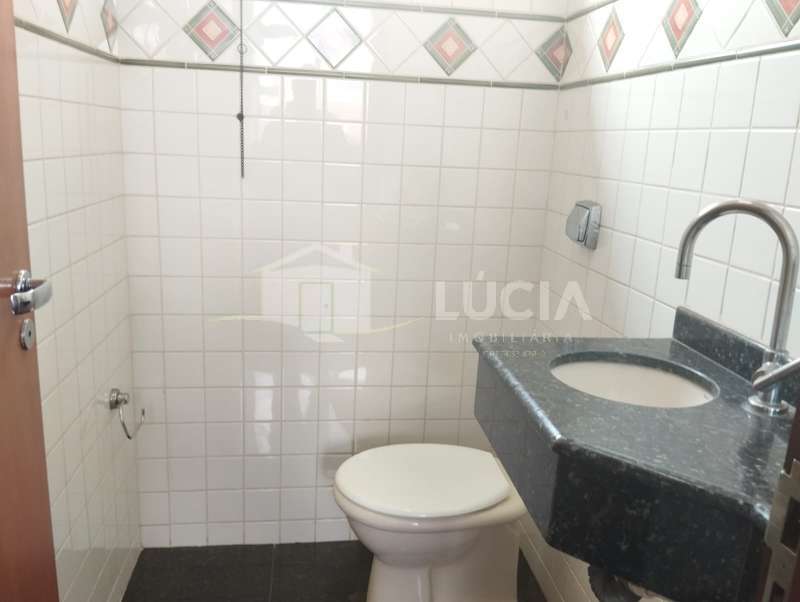 Sala Comercial à Aluguel no bairro Vila Assis em Jaú imagem 2