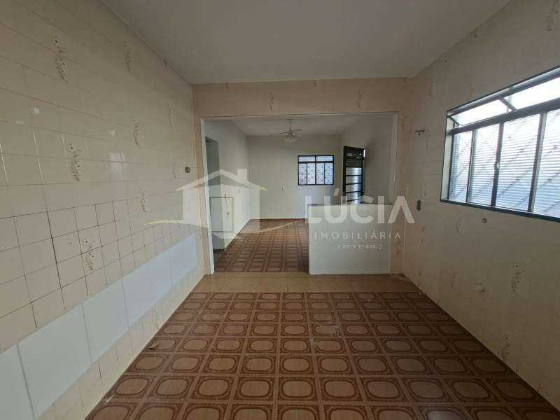 Casa à Aluguel no bairro Jardim Itamaraty em Jaú imagem 4