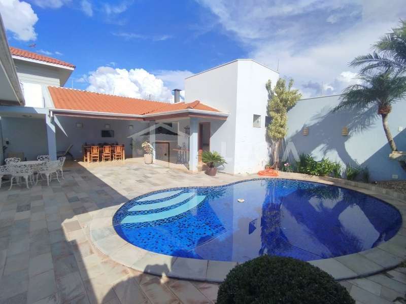 Casa à Venda no bairro Jardim Diamante em Jaú imagem 32