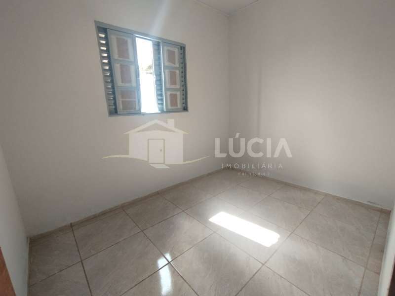 Casa à Aluguel no bairro Jardim Das Flores em Mineiros do Tietê imagem 3