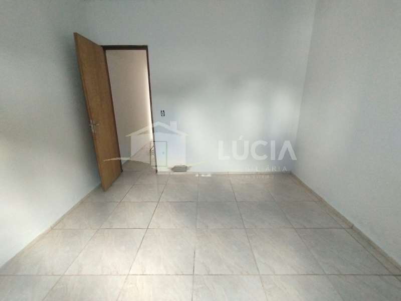 Casa à Aluguel no bairro Jardim Das Flores em Mineiros do Tietê imagem 4