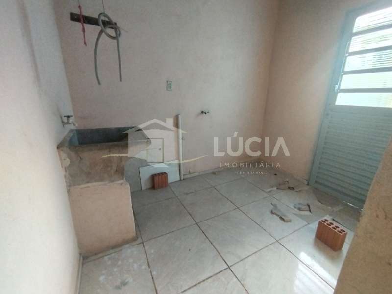 Casa à Aluguel no bairro Jardim Das Flores em Mineiros do Tietê imagem 6