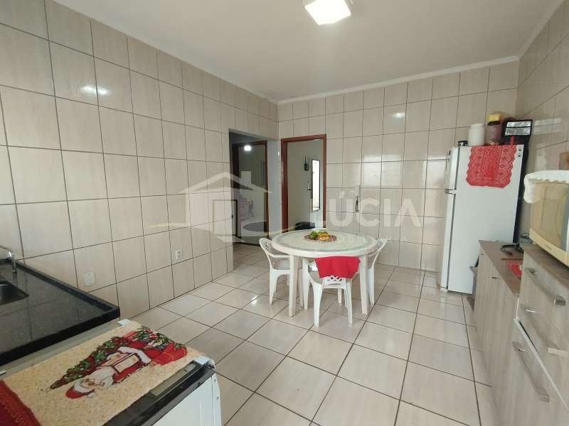 Casa à Venda no bairro Jardim Odete em Jaú imagem 4