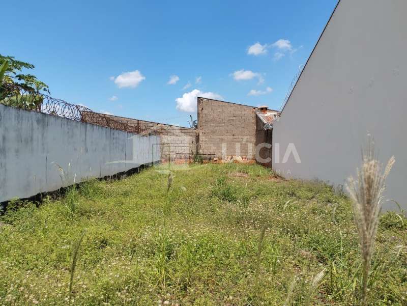 Terreno à Venda no bairro Jardim Sanzovo em Jaú imagem 1