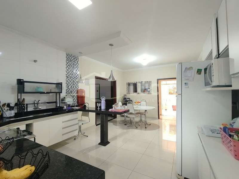 Casa à Venda no bairro Jardim Itamaraty em Jaú imagem 5