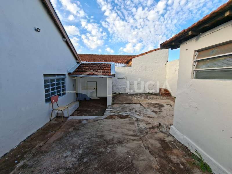 Casa à Aluguel no bairro Centro em Jaú imagem 6