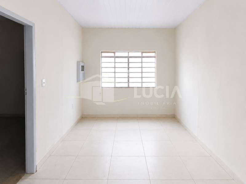 Casa à Aluguel no bairro Centro em Jaú imagem 3
