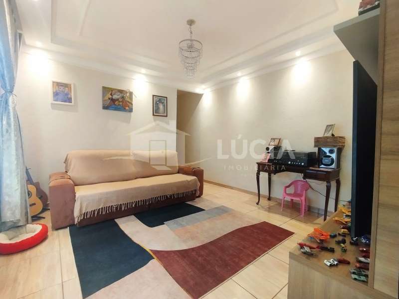 Casa à Venda no bairro Vila Industrial em Jaú imagem 1