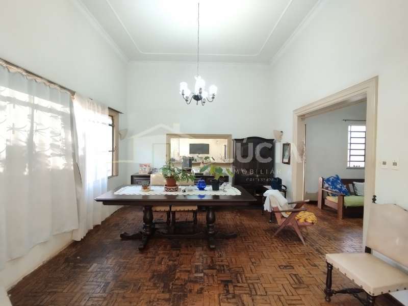 Casa à Venda no bairro Centro em Jaú imagem 3