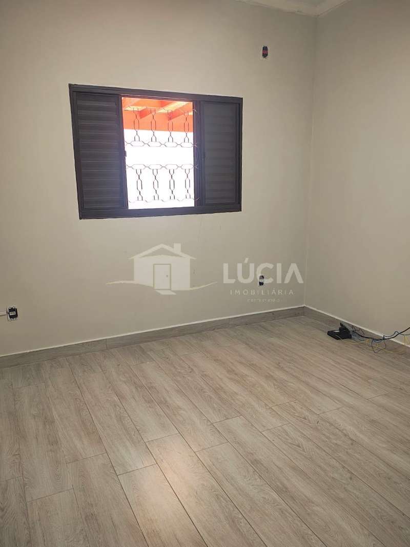 Casa à Venda no bairro Jardim Avatar em Bocaina imagem 5