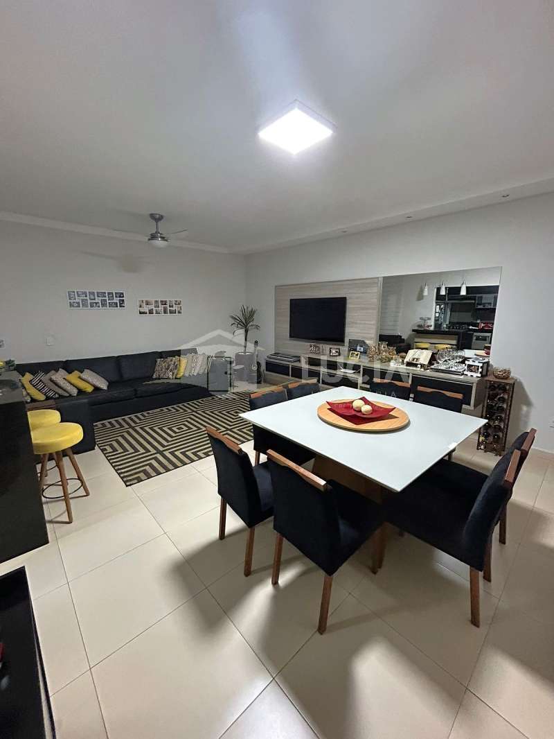 Casa à Venda no bairro Condomínio Flamboyant em Jaú imagem 10