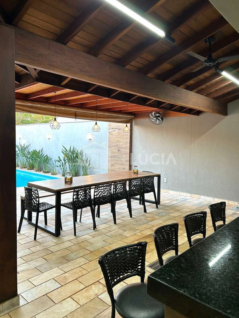 Casa à Venda no bairro Condomínio Flamboyant em Jaú imagem 3