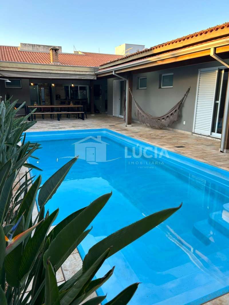 Casa à Venda no bairro Condomínio Flamboyant em Jaú imagem 0