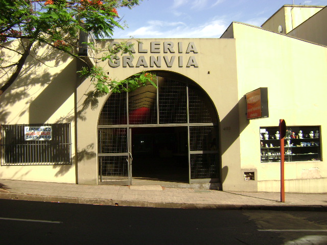 Sala Comercial à Aluguel no bairro Centro em Jaú imagem 0