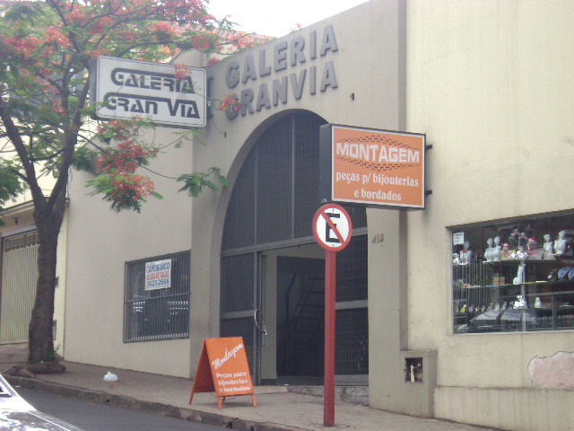 Sala Comercial à Aluguel no bairro Centro em Jaú imagem 1
