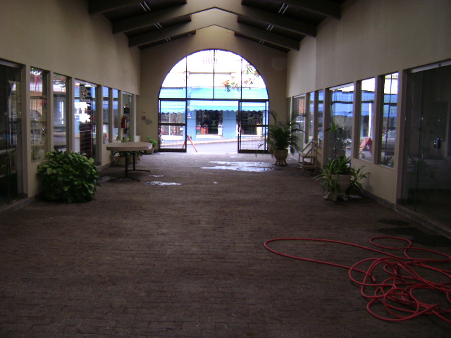 Sala Comercial à Aluguel no bairro Centro em Jaú imagem 4
