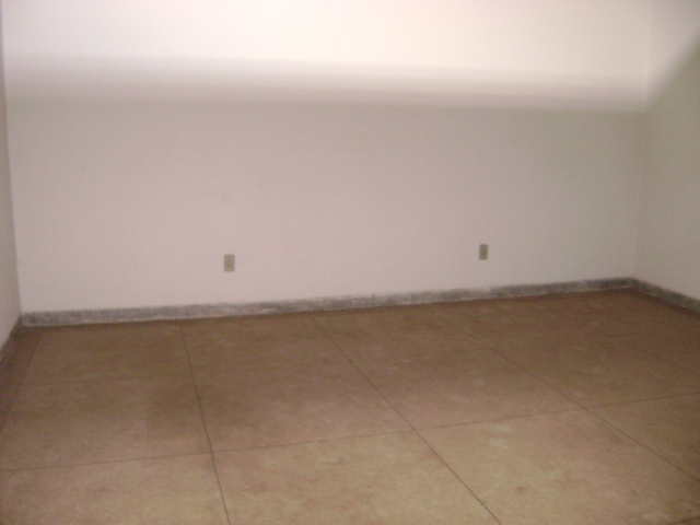 Sala Comercial à Aluguel no bairro Centro em Jaú imagem 5